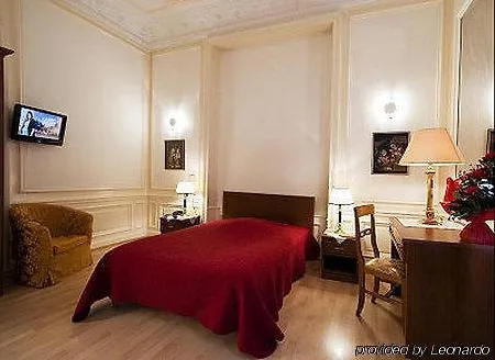 Berti Centre Gare Szálloda 3*