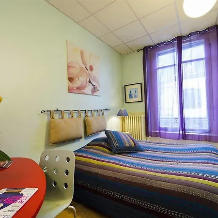 호텔 Berti Hotel Mulhouse Centre Gare 3*